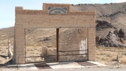 PICTURES/Death Valley - Rhyolite Ghost Town/t_Gen Store2.JPG